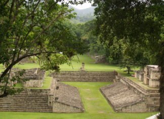 4 Lugares Turísticos De Ruinas De Copan