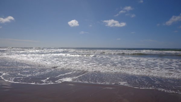 playas argentinas surfear