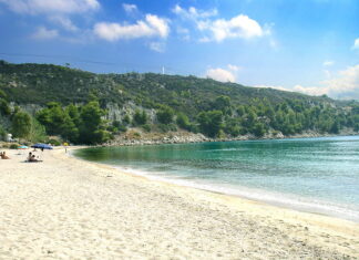 10 Lugares Turísticos de Calcídica