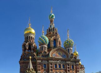 8 Lugares Turísticos de San Petersburgo Rusia