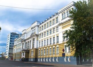13 Lugares Turísticos de Oryol