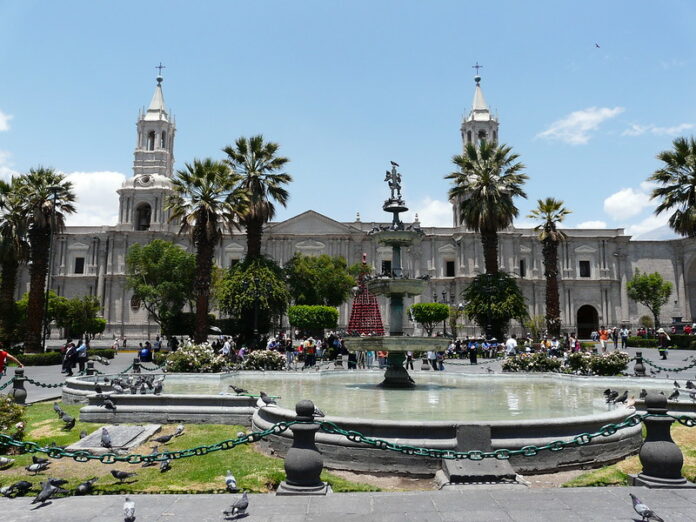 8 Cosas Gratis que Hacer en Arequipa Casco historico de Arequipa