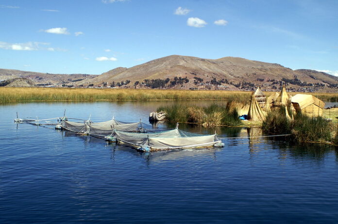 Explorando 9 Atractivos Naturales de Perú: Una Aventura Inolvidable El Lago Titicaca
