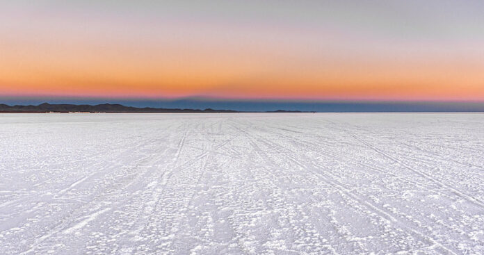 Los 5 Mejores Atractivos Naturales de Bolivia: Una Aventura Imperdible Salar de Uyuni