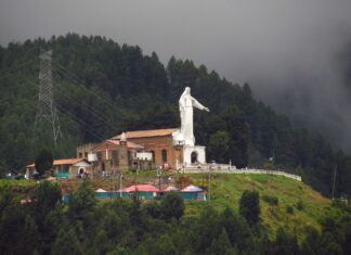 8 Mejores Atractivos Turísticos de Bogotá, Colombia Cerro Monserrate