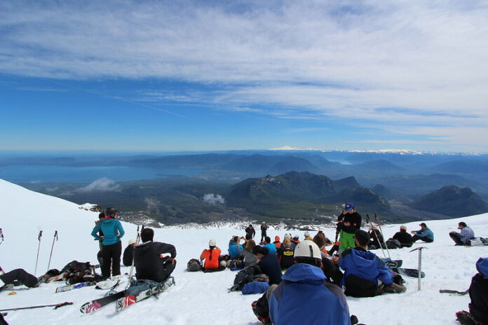 10 Mejores Rutas de Trekking en Chile: Descubre Naturaleza en Estado Puro Volcán Villarrica (Araucanía)