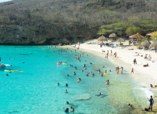 8 Mejores Playas De Curazao Grote Knip
