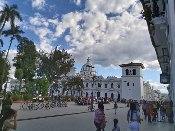 Mejores Atractivos Turísticos de Popayán Parque Caldas
