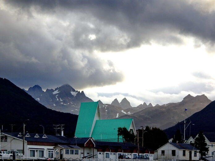 Los 7 Atractivos más destacados de la Isla Navarino Puerto Williams