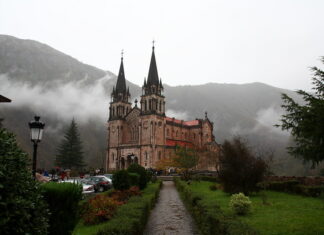 7 Mejores Atractivos Turísticos de Covadonga Basílica de Santa María la Real de Covadonga