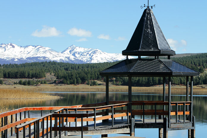7 Mejores Atractivos Turísticos de Esquel Laguna La Zeta