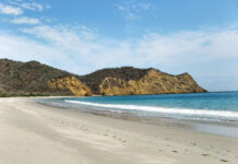 9 Mejores Playas de Manabí Playa Los Frailes