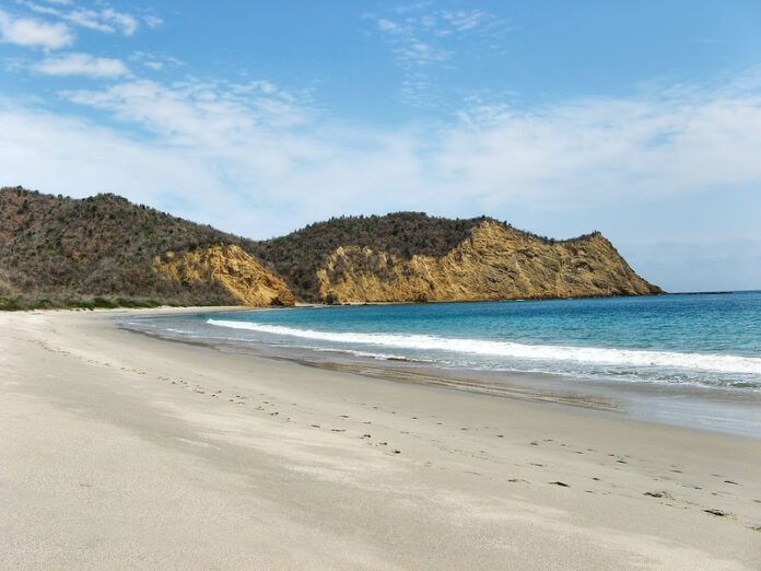 9 Mejores Playas de Manabí Playa Los Frailes