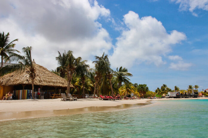Cosas Qué Hacer en Curazao: Una Guía para que Disfrutes de unas Vacaciones Inolvidables Playa Mambo