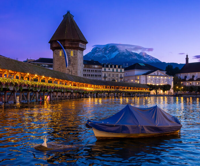 10 Mejores Lugares Turísticos de Lucerna Kapellbrücke