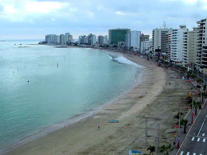 5 Mejores Atractivos Turísticos de Salinas Playa Chipipe y San Lorenzo
