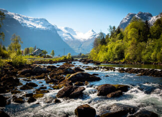 Mejores Atractivos Naturales de Filipinas río Enchanted,
