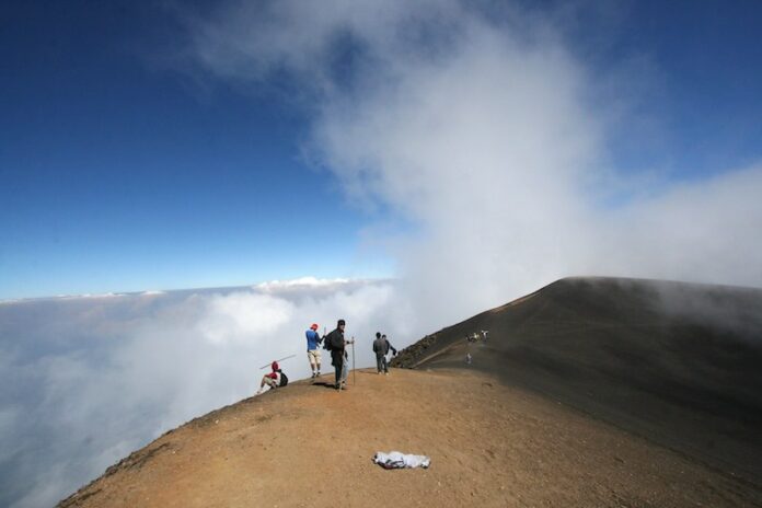 6 Mejores Rutas De Trekking De Guatemala Volcán Acatenango